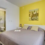 In With Swimming Pool Villa Pula