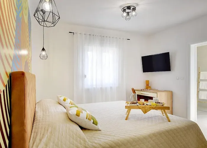 In With Swimming Pool Villa Pula