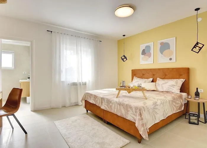 In Pula With Swimming Pool *