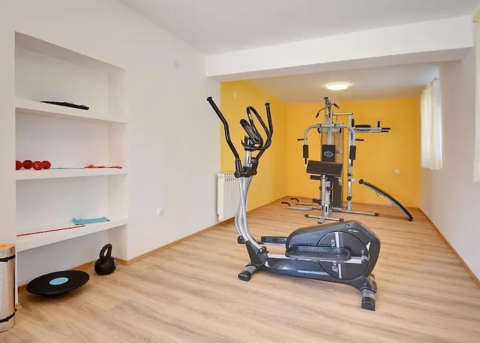 In With Swimming Pool *